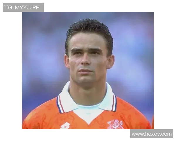 荷兰足球明星展现惊人速度成就赛场传奇引发全球瞩目 荷兰足球明星展现惊人速度成就赛场传奇引发全球瞩目